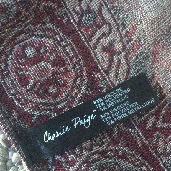 Metallic Thread wrap scarf - Picture 6 of 6